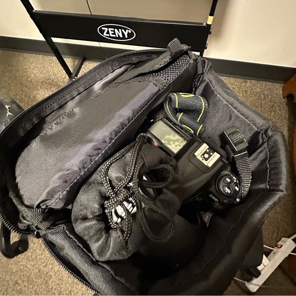 NIKON D300 camera. - Picture 13 of 15